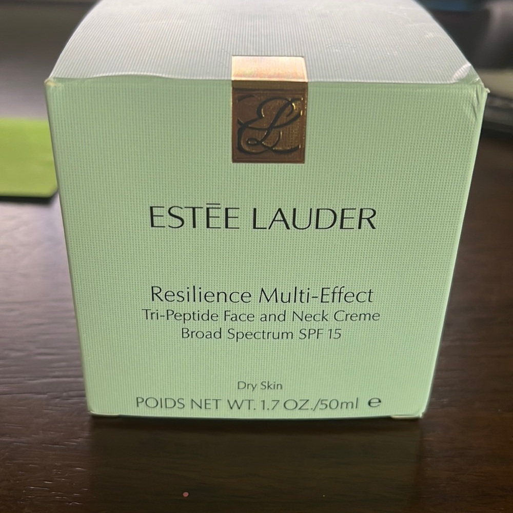 Estee Lauder Resilience Multi Effect Tri Peptide Face and Neck Creme